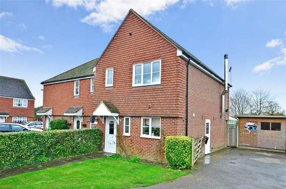 3 Bedroom Semi-Detac...